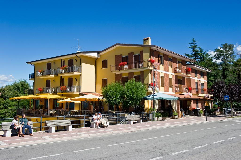 Hotel Costabella San Zeno di Montagna Zewnętrze zdjęcie