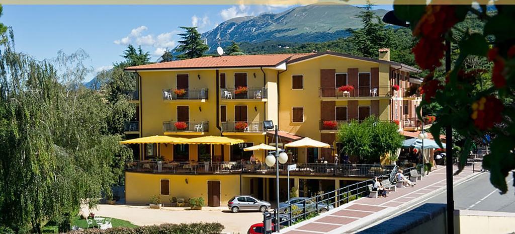 Hotel Costabella San Zeno di Montagna Zewnętrze zdjęcie